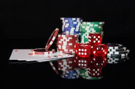 Kết quả bóng đá và esports được hiển thị trên giao diện 13 win 11